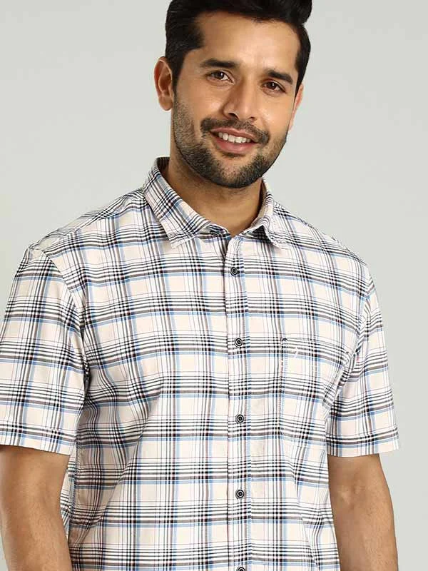 Men Checked Half Sleeve Cotton Shirt